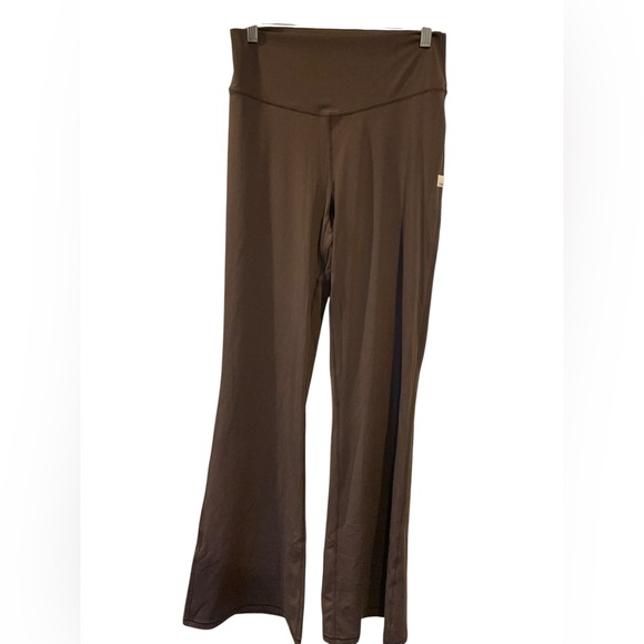 Vuori Pants - NWT Vuori all the form flare FRENCH ROAST Size L